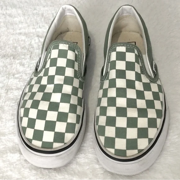 Vans Classic Slip On Unisex Shoes - Picture 2 of 12